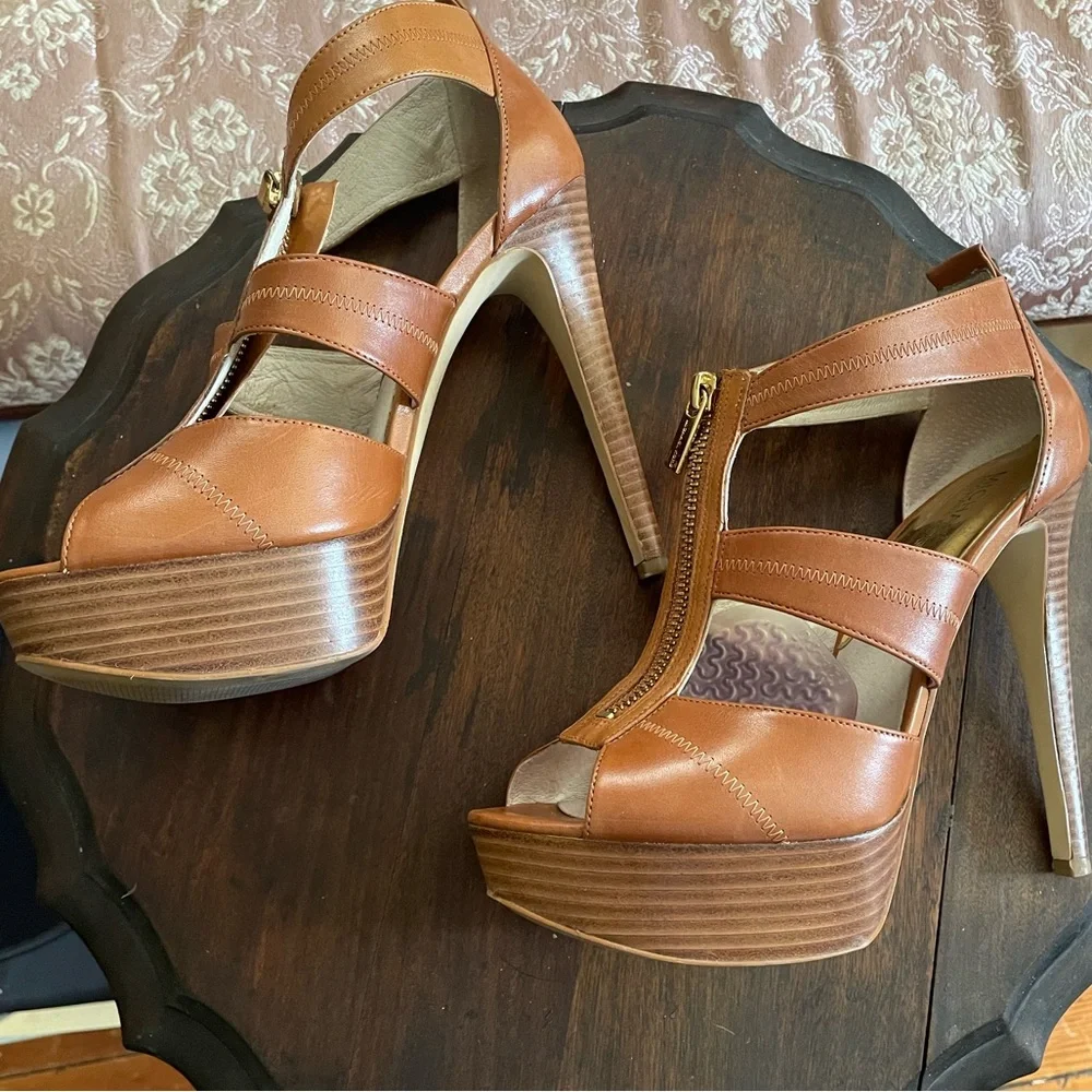 Michael Kors Brown Leather Women's Sandals - Picture 2 of 9